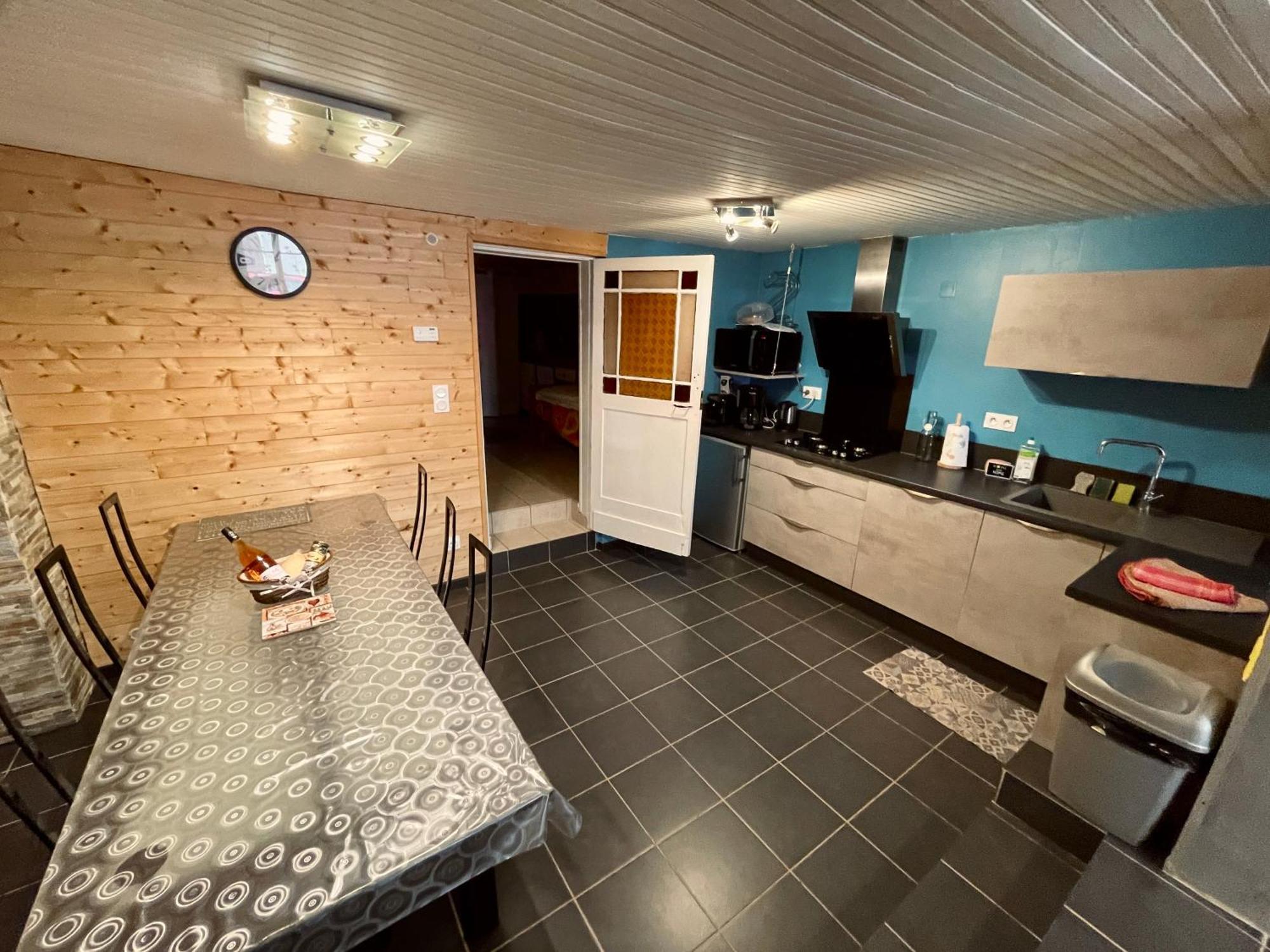 Centre De Luchon Grand Appartement Renove Bagnères-de-Luchon Exterior foto